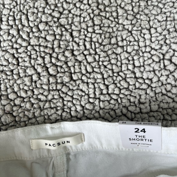 Pacsun jean shorts - Picture 3 of 4